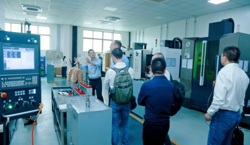 安升達高管團隊赴美東與東駿集團展開產品合作深度交流